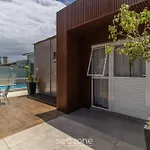Studio Moderno Em Sta. Monica Ask002